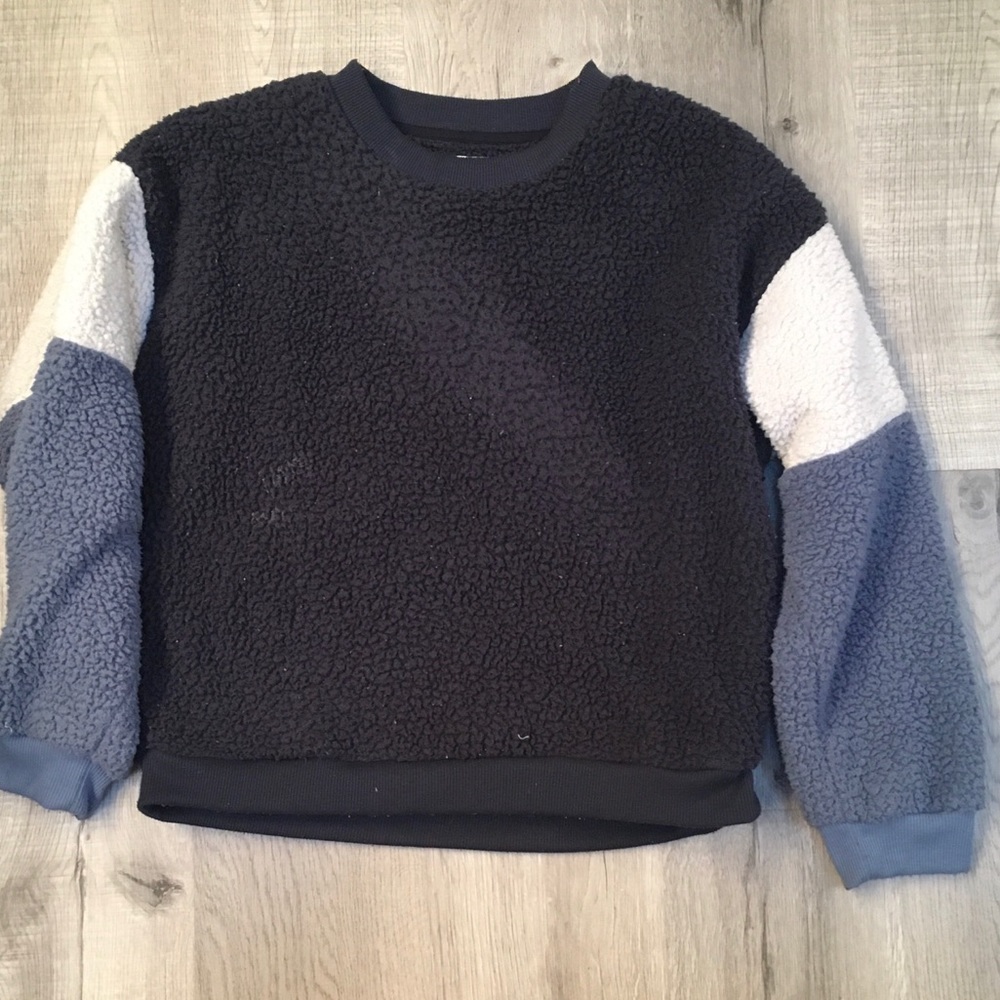 AEO color-blocked sweater/Sherpa